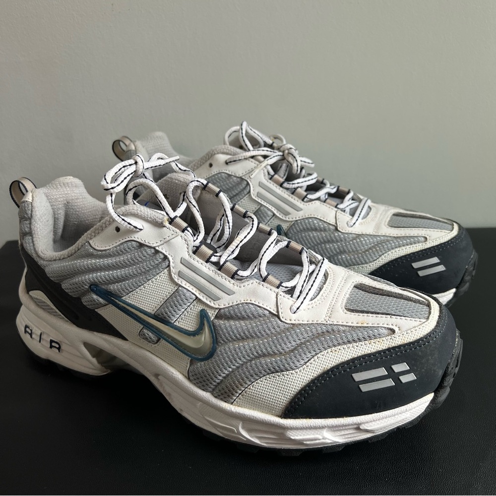 Nike Men’s Air Running Shoes - White & Gray